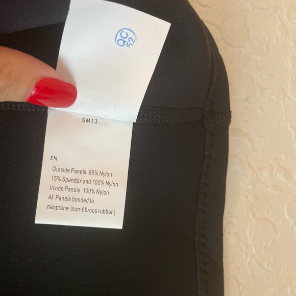 Men’s wet suit top - Picture 4 of 4